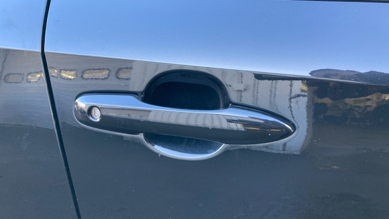 Toyota Corolla 1.8 VVT-i Hybrid Icon 5dr CVT Hybrid Hatchback